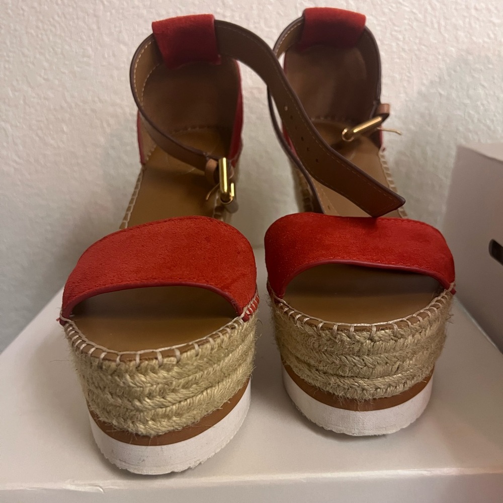 NEW PUMP SANDALS